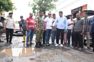Bupati Subandi Sidak Jalan Rusak di Bluru Kidul, Pastikan Betonisasi 1,6 Km Usai Lebaran 2026