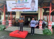 Anggota Koramil 01/Sambas Hadiri Upacara Peringatan Hari PGRI dan Hari Guru Nasional di Wilayah Binaan