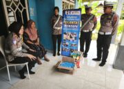 Kasat Lantas Polres Pulang Pisau Kunjungi Korban Laka Lantas, Beri Dukungan dan Bantuan Sembako