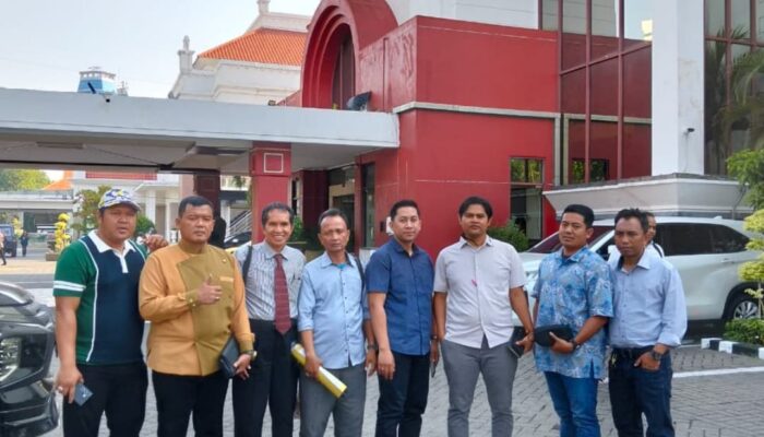 Polemik rencana pemindahan RPH ( Rumah Potong Hewan ) Pegirian ke (TOW) Tambak Oso Wilangon terus menuai kontroversi