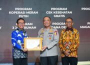 Wakapolri Terima Disway Award, Polri Tegaskan Komitmen Perkuat Kepercayaan Publik dan Wujud Sinergi Media