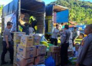 Polri Salurkan Puluhan Ribu Bantuan Logistik untuk Korban Bencana Alam di Sumatera Barat