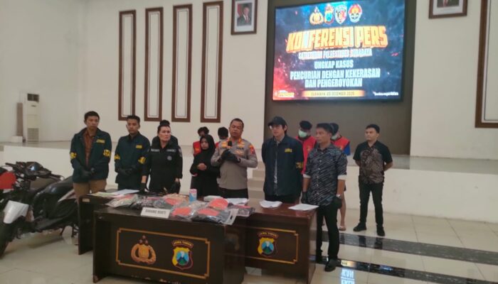 Kasatriskrim polres tabes surabaya ungkap kasus curas dan pengeroyokan di jalan kerah