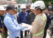 Sidak Proyek Pembangunan Alun-alun Sidoarjo, Bupati Subandi temukan Banyak Kekurangan