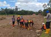 Update Penanganan Bencana Sumbar: Polri Percepat Pencarian Identifikasi Jenazah