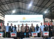 Wakapolri Bagikan Sembako ke Ribuan Buruh, Wujud Kepedulian Polri di Sektor Industri Dalam Negeri