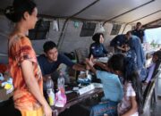 Antisipasi ISPA Pascabanjir, Posko Kesehatan Polri Aktif Layani Masyarakat Aceh Tamiang
