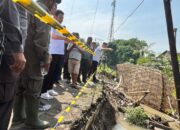 Bupati Sidoarjo Instruksikan Penanganan Cepat Bantaran Sungai Longsor di Prambon
