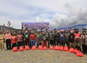 Pangkogabwilhan III Hadiri Tradisi Bakar Batu Bersama Masyarakat Dokome, Sambut Natal 2025