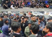 Rumah Nenek Elina Dibongkar Ormas Madas, Arek-arek Surabaya Demo Desak Penetapan Tersangka