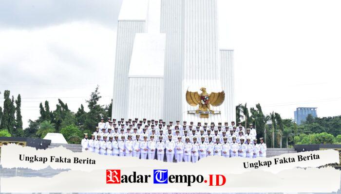 Kenang Jasa Para Pahlawan Pada HUT Ke-63, Korps Wanita TNI Angkatan Laut Ziarah Ke TMPNU Kalibata