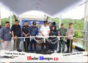 Kasdim 1009/Tla Menghadiri Peresmian Jembatan Damar Lima Desa Damit Kecamatan Batu Ampar