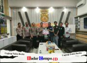 Media Informasi-Realita.net Berikan Sertifikat Penghargaan Kepada Kapolres Ngawi