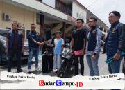 Ungkap 34 TKP Curanmor, Polres Sampang Serahkan Barang Bukti Sepeda Motor ke Pihak Korban