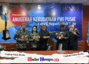 10 Kepala Daerah dan Tiga Wartawan Raih Trofi Abyakta di HPN 2026