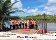Respon Cepat Terhadap Bencana Alam, Danposramil 07/Tlk Bersama Forkopimcam Galing Salurkan Bantuan Kepada Warga Korban Banjir