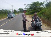 Beri Teguran Pengendara Tanpa Helm, Sat Lantas Polres Pulang Pisau Komitmen Jaga Situasi Lalu Lintas Aman