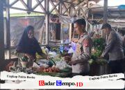 Satbinmas Polres Pulang Pisau sambangi dan dialogis, dengan pedagang