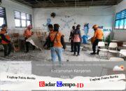 SMPN 60 Surabaya, Dilakukan Evakuasi Setelah Plafon Ruang Kelas Ambrol