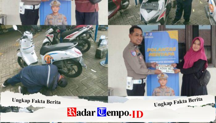 Polantas Menyapa: Duta Pelayanan Samsat Sidoarjo Bantu Masyarakat dalam Proses Cek Fisik Kendaraan Bermotor