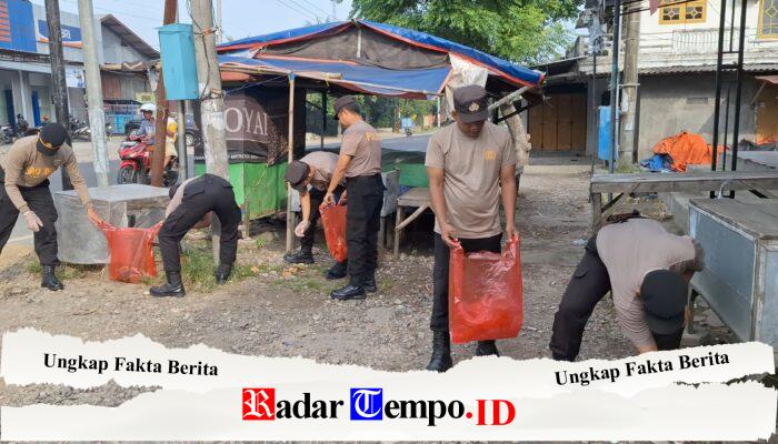 Kapolsek Torjun Bersama Anggota Gelar Apel Persiapan Korve, Fokus Keamanan dan Kesehatan di Pasar Polowijo Torjun