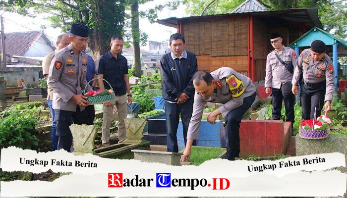 Jelang Ramadan 1447 H, Kapolresta Malang Kota Ziarah ke Makam Korban Kanjuruhan