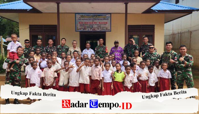 Satgas Yonif 123/Rajawali Lewat Pos Bade, Ajarkan Anak-anak SD di Mememu Cara Sikat Gigi yang Benar untuk Hidup Sehat