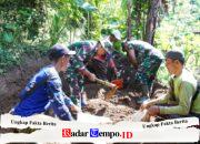 Peduli Kesehatan Warga, Satgas TMMD Ke 127 Kodim 0808/Blitar Kerjakan Pondasi MCK Mbah Sinem