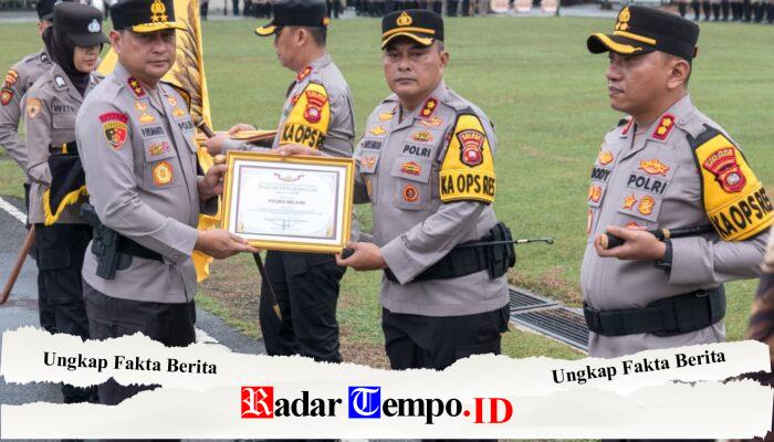 Kapolres Melawi Terima Penghargaan dari Kapolda Kalbar, Polres Melawi Raih Juara 2 Program Pemanfaatan Lahan Produktif