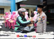 Ramadan Berkah,Polres Tulungagung Bagikan Takjil dan Imbauan Kamtibmas