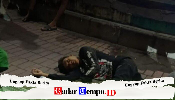 Geger di Gresik Kota Baru! Oknum Perguruan Silat Diduga Jadi Korban Pengeroyokan, Motor Ringsek