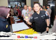 Komitmen Wujudkan Institusi Bersih, Polda Kalbar Gelar Tes Urine Mendadak bagi Pejabat Utama dan Seluruh Pamen