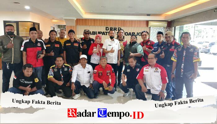 Tagih Janji Mediasi Islah Bupati-Wabup, Aliansi Peduli Sidoarjo ‘Geruduk’ Gedung Dewan