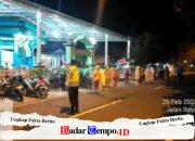 Sinergitas Polri dan Masyarakat, Sholat Tarawih di Masjid Asy-Syuroiyah Berlangsung Kondusif