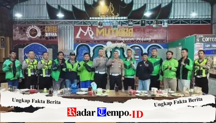 Bagi-Bagi Takjil dan Buka Bersama Satlantas Polres Sampang Beserta Anggota Ojek Online “Ojol”