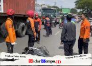 Lakalantas Maut Surabaya: Pemotor Asal Gresik Terlindas Truk Kontainer di Tambak Osowilangun