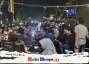 Selalu Semangat!!! Hujan Rintik-Rintik Tak Menghalangi Tradisi Sahur On The Road Sampang