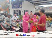 Polsek Warujayeng dan Bhayangkara berbagi Takjil Pererat silaturahmi di bulan suci Ramadhan