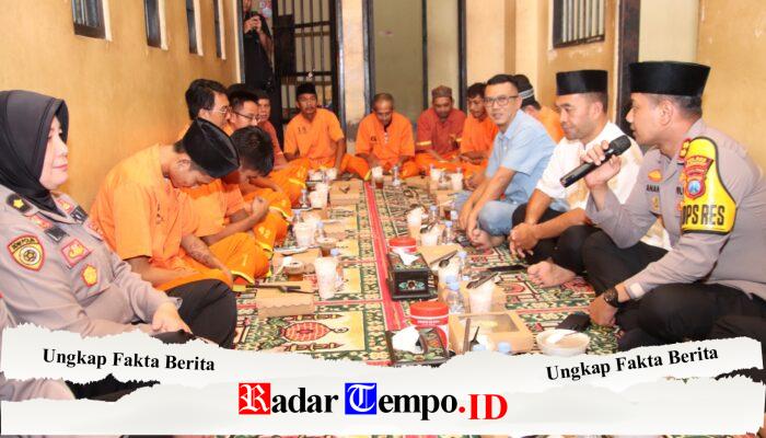 Wujudkan Kepedulian dan Pendekatan Humanis, Kapolres Sumenep Buka Puasa Bersama Tahanan