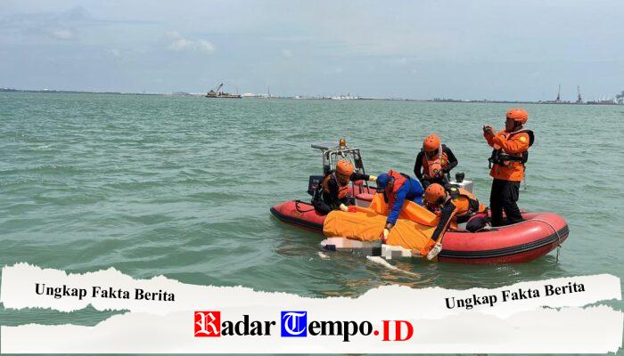 Hari Ketiga Pencarian, Satpolairud Polres Gresik dan Tim SAR Berhasil Temukan Korban KM Dharma Ferry VII