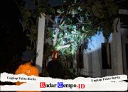 Camplong Dilanda Cuaca Ekstrem, Puluhan Rumah Rusak dan Akses Jalan Sempat Lumpuh Total