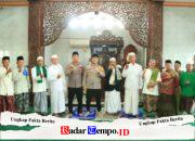 Kapolres Gresik Sholat Jumat di Masjid Ainul Yaqin Wringinanom, Ajak Warga Jaga Kamtibmas Selama Ramadan