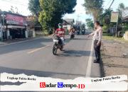 Kapolsek Menganti AKP Arif Rahman Respons Cepat Insiden ‘Adu Banteng’ di Jalan Raya Boteng, Tiga Remaja Luka Parah