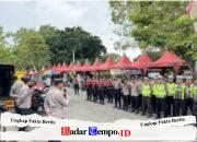 Kapolres Nganjuk Pantau Pengamanan Buka Bersama 10 Ribu Warga di Alun-Alun