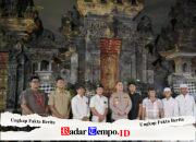 Nyepi Berpotensi Bareng Takbiran, Kapolres Gresik Silaturahmi ke Pura Kerta Bumi di Menganti