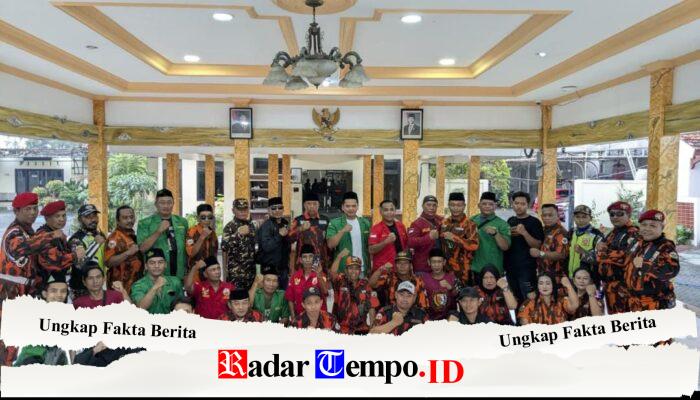 Luar Biasa! 25.000 Takjil Dibagikan Serentak oleh Gabungan Ormas di Wonoayu