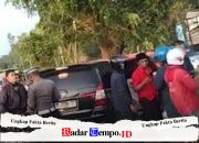 Laka Tunggal di Akses Suramadu, Mobil Travel Hantam Pohon, 1 Kritis 6 Luka