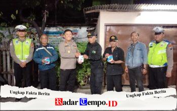 Antisipasi Curanmor, Polsek Semampir Bagikan Kunci Ganda Gratis untuk Warga