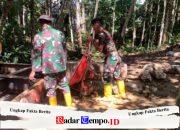 Satgas dan Warga Kompak Dorong Material, Jembatan Garuda Makin Progresif