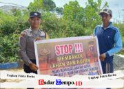 Cegah Karhutla, Polsek Kahayan Hilir Gencarkan Sosialisasi Larangan Bakar Hutan dan Lahan di Desa Buntoi